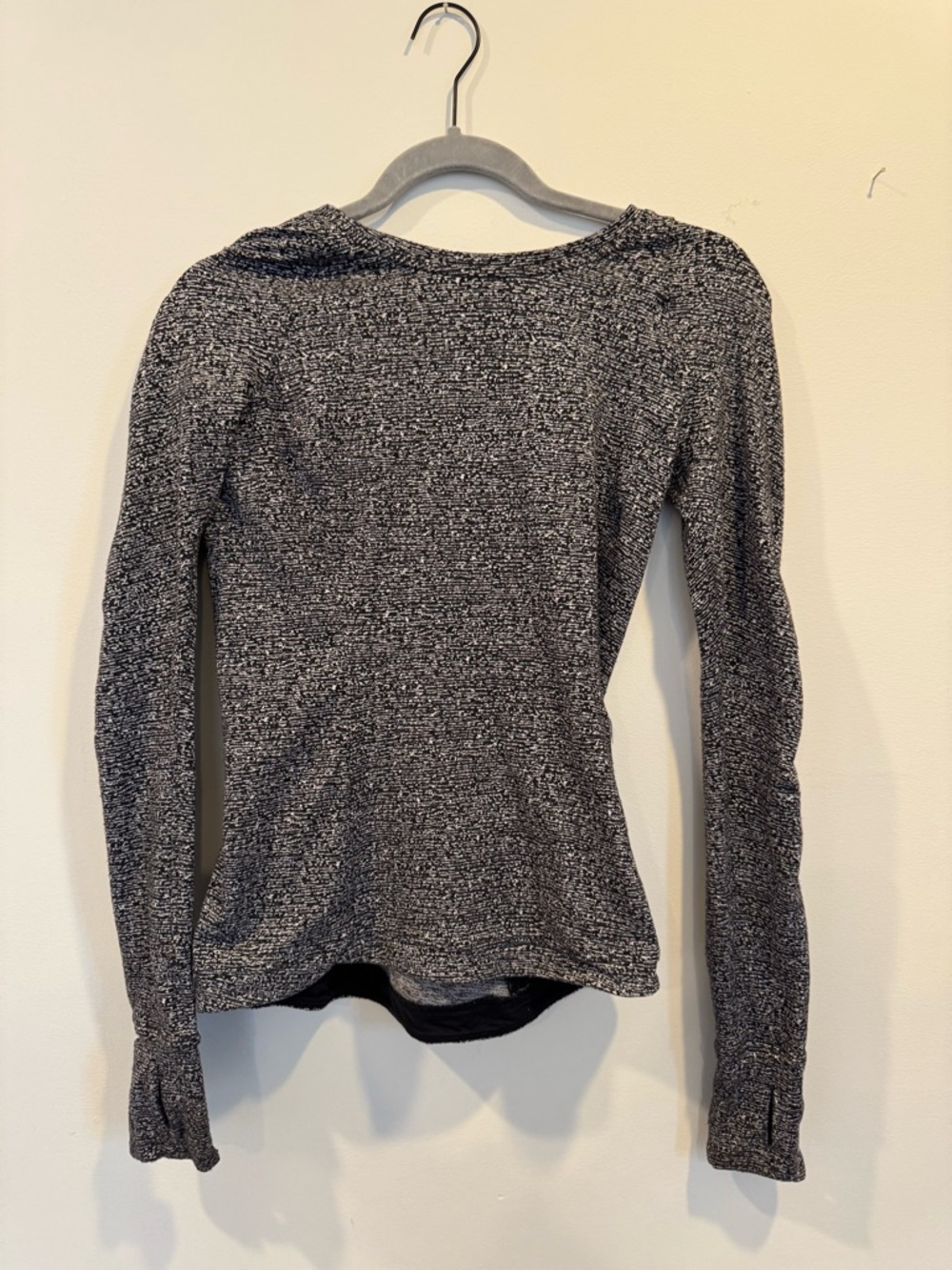 lululemon athletica Heathered Charcoal Long Sleeve Top